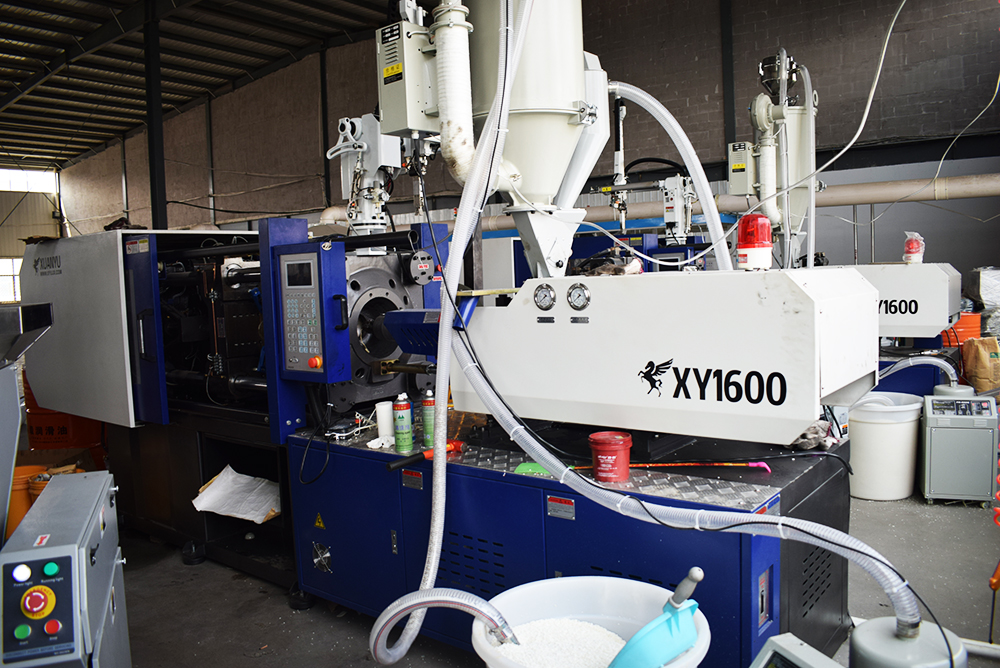 注塑機為什么提速